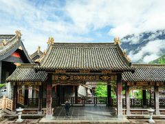 -冕宁灵山寺