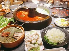 -晓宇重庆火锅(西安荟聚店)
