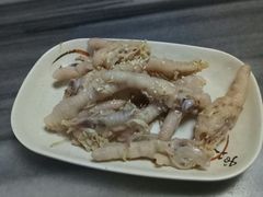 沙姜鸡脚-黄师奶甜品店