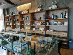 面包甜点陈列柜-了不起的考拉咖啡店(高新店)