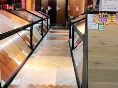 -百安居装修建材卖场(泰然店)
