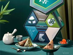 -皇冠幸福里动物奶油生日蛋糕(工业三路店)
