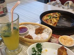 -必胜客(WOW贺州灵峰店)