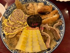 本帮蒸三鲜-三林本帮馆(中林街店)