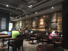 大堂-星巴克(上海虹桥南丰城办公楼店)
