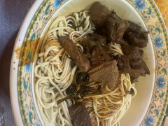 -金杨拉面王小吃面馆·牛三宝面·红烧牛肉粉