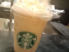 -星巴克臻选(南京金茂览秀城店)