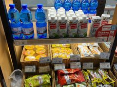 零售区-来伊份LYFEN(龙蟠中路店)
