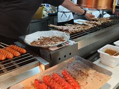 -四囍码头海鲜烧烤自助火锅(外滩南京东路悦荟广场店)