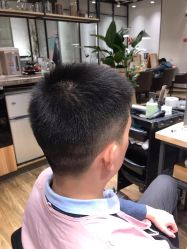 点击看大图 -Mentor Hair Salon