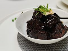 公馆文火慢炖小牛扒-世博源公馆·本帮融合菜·主题包厢·江景餐厅