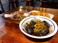 -黑白电视长沙小吃(美林M·LIVE天地东座店)