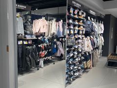 -迪卡侬(环球港店)