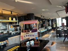 -唐拉雅秀酒店-西锦汇空中BBQ·思创餐厅