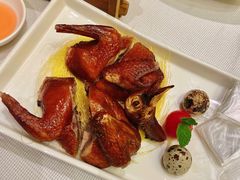 红烧乳鸽-天瑞轩·粤菜餐厅
