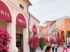 -佛罗伦萨小镇广佛名品奥特莱斯(疏港路店)