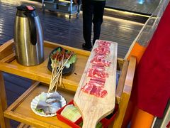 -二荆条·蜀鲜汇城市森林火锅