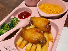 -港丽餐厅(正大店)