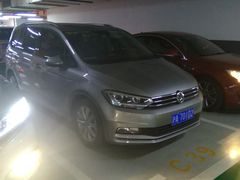 -证大·大拇指广场-地面停车场