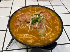 -肥汁米蘭香港米线(长宁来福士店)