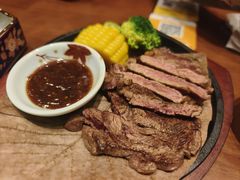 -8PINTS八品脱·日料·烧鸟·精酿小酒馆(莘庄店)