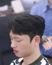 点击看大图 -MAMU·男士烫染沙龙