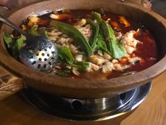 麻辣石锅鱼-都江堰石锅鱼