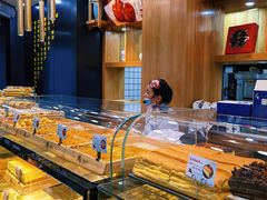 面包甜点陈列柜-酥侯糕点(广东路店)