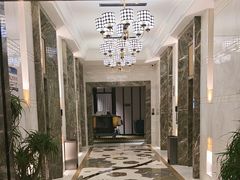 -万泊酒店(长沙五一广场国金中心店)