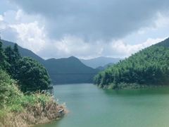 -平江沱龙峡漂流