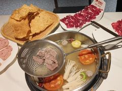 -犇鼎牛潮汕牛肉火锅(新辰里学清路店)