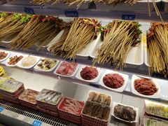 自助取餐区-让签签飞小郡肝串串香(春熙路形象店)