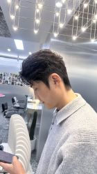 -Tloml salon