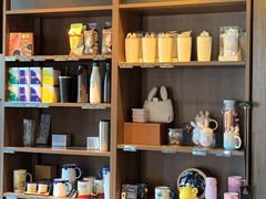 零售区-星巴克(宁波老外滩店)