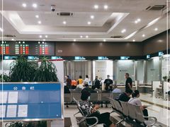 -房地产交易中心-停车场