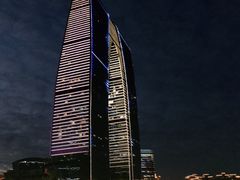夜景（从小门出去走一段路）-HELLO MUSAE 拾光缪斯餐厅·纯正希腊风味(苏州中心店)
