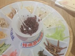 -怪噜范·老贵阳街头名小吃(鸿通城店)