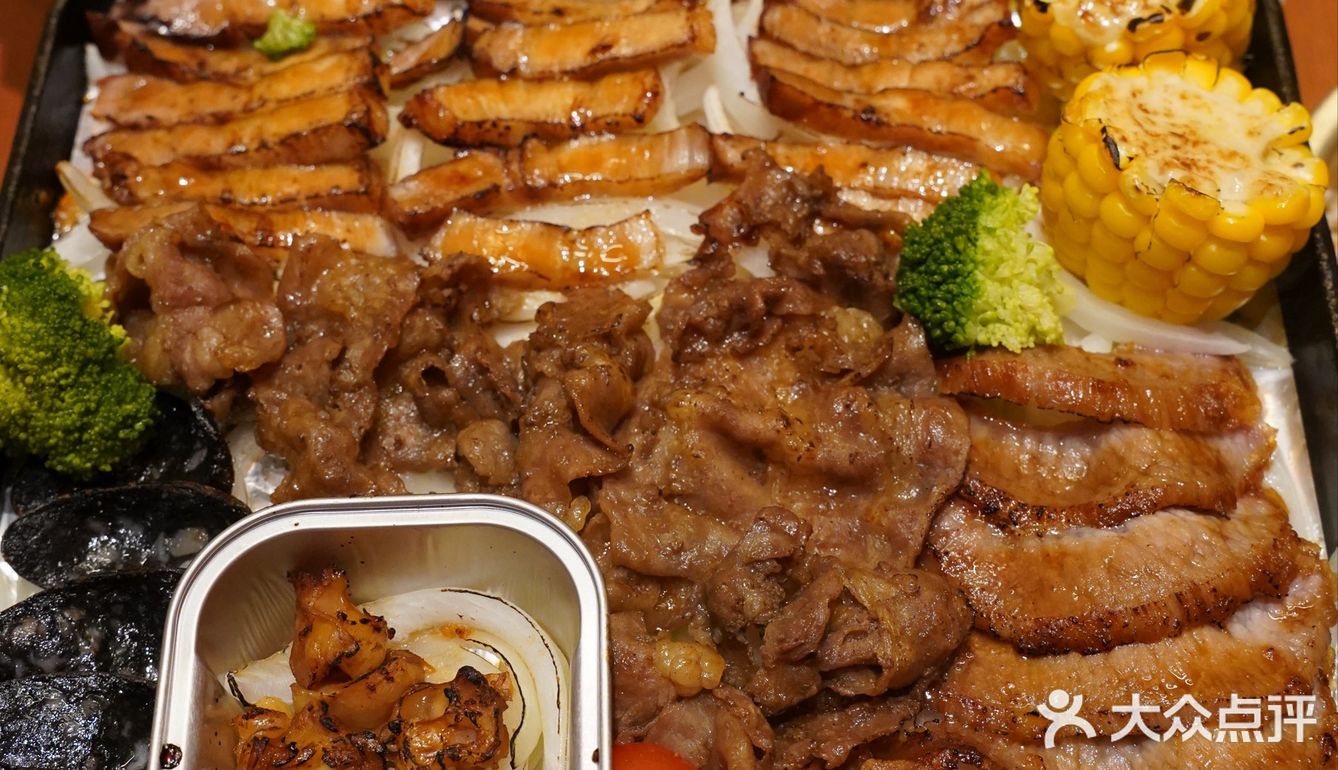 烤肉拼盘我可以！！！