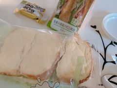 -全家便利店(中原二店)