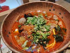 -成都你六姐·牛肉冒菜(上海环宇荟店)