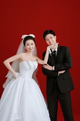 -都市丽人婚纱摄影