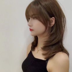 -首脑美发沙龙