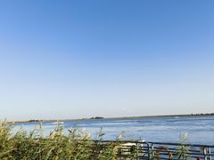 -亿利库布其七星湖沙漠生态旅游区