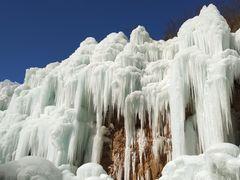 -大平台龙居瀑布旅游区