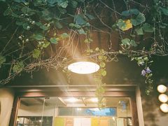 -莓园冰淇淋店