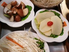 -佬土鹅肠火锅(解放路店)