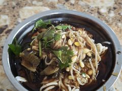 -灵山卢梅燕粉店