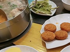 -四季喧黔味豆米火锅(万达广场店)