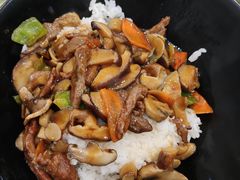 双菇牛柳饭-白玉兰小吃(新村路店)