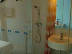 -百时快捷酒店(武汉江滩南京路店)